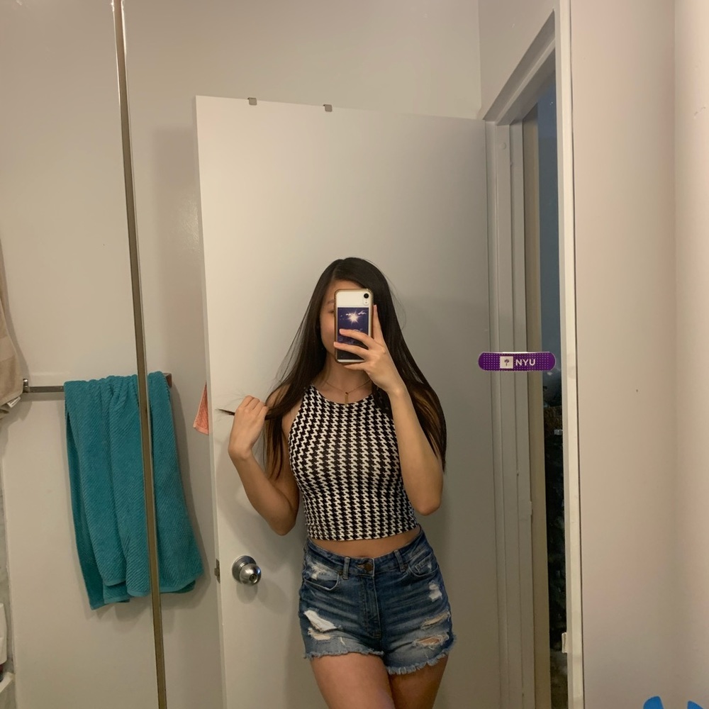 American Apparel Sleeveless Crop Top Houndstooth